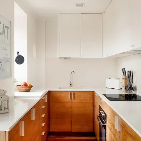 Alfama River Light Sunlit Views 리스본