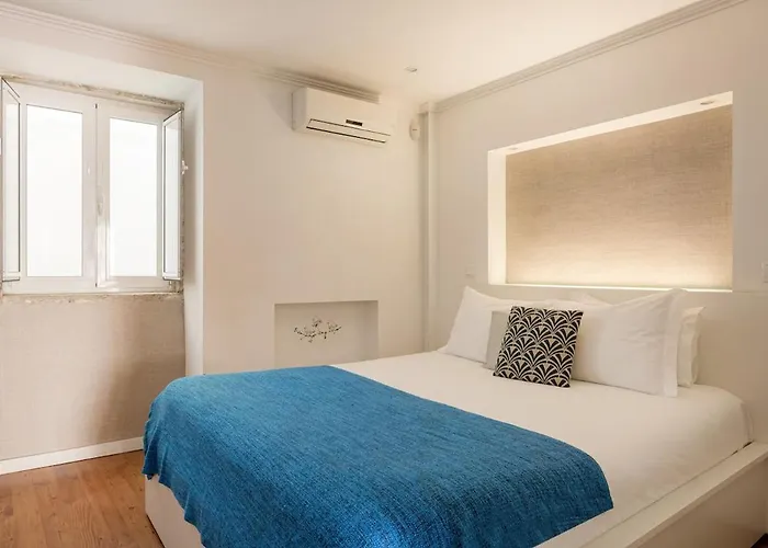 Alfama River Light Sunlit Views 아파트 리스본