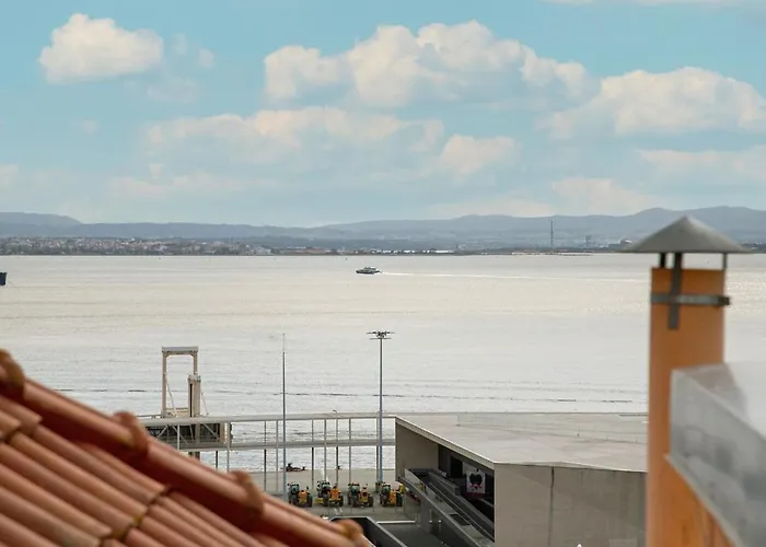 아파트 Alfama River Light Sunlit Views *