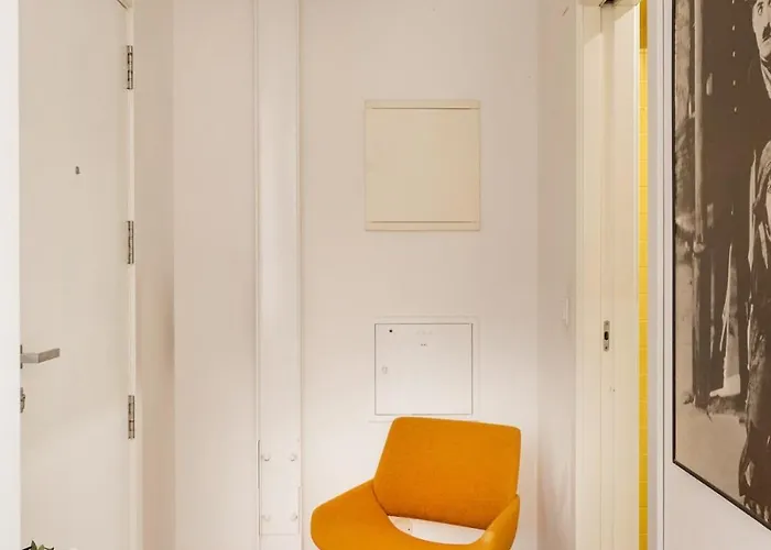 Alfama River Light Sunlit Views 리스본