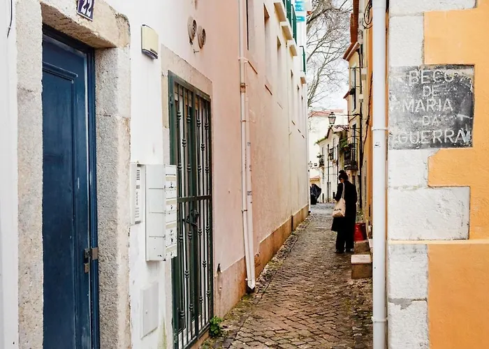 Alfama River Light Sunlit Views 아파트 리스본