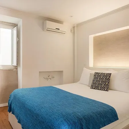 Alfama River Light Sunlit Views Апартаменты Лиссабон
